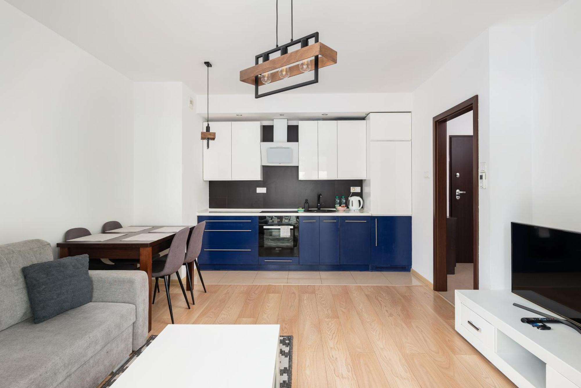 ורשה Aleja Krakowska Comfy Apartment מראה חיצוני תמונה
